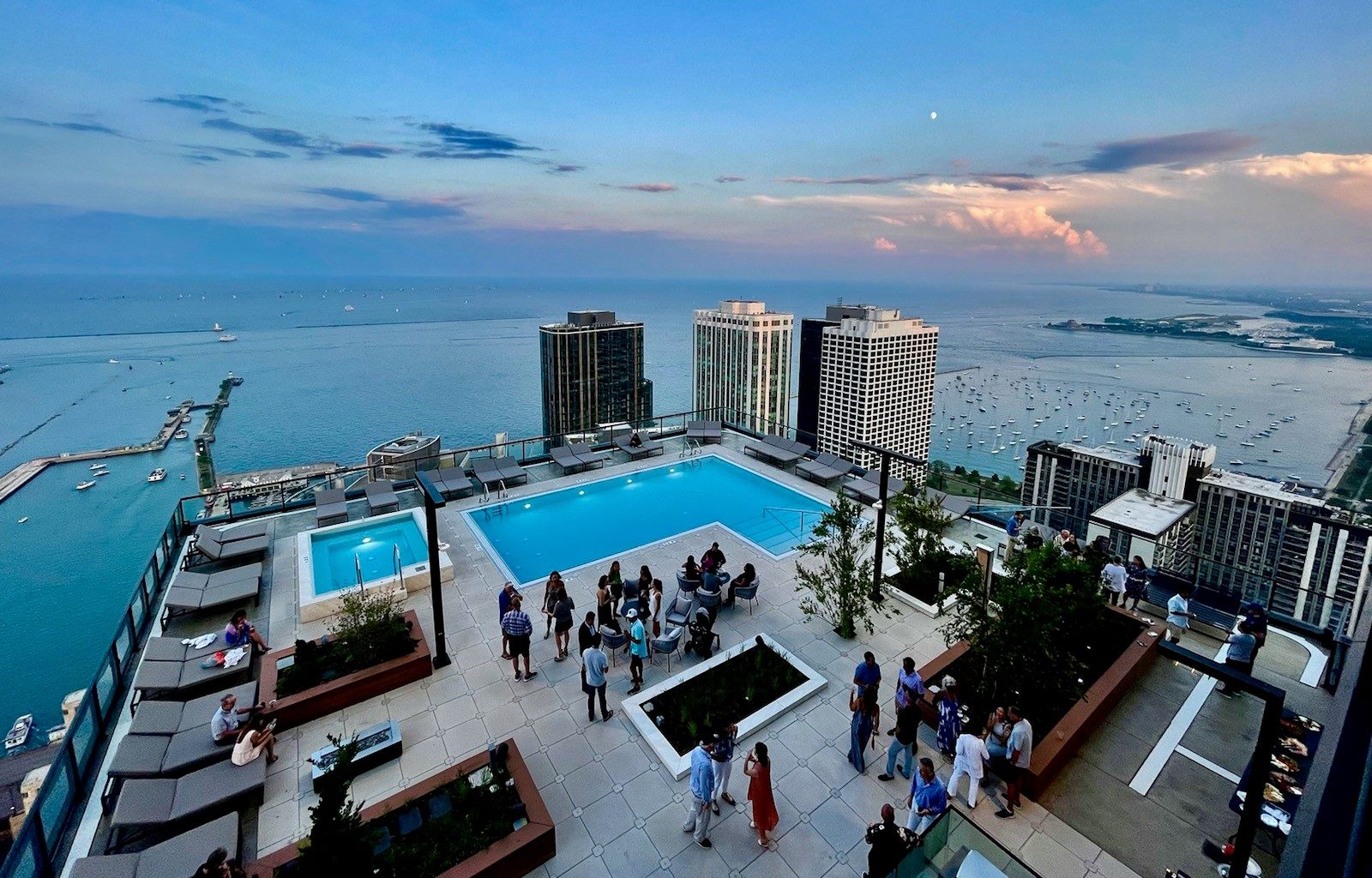 The St. Regis Chicago Offers Poolside Music This Holiday Weekend